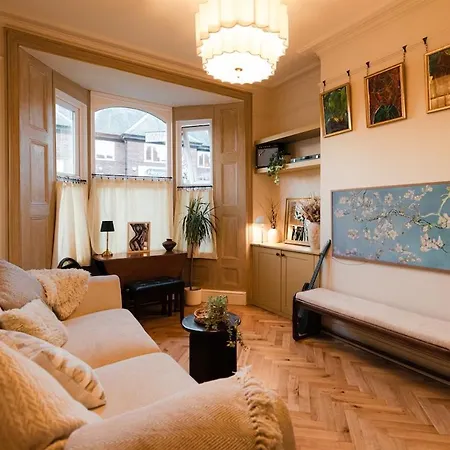 Dom wakacyjny The Gallery House - Minster Views & Sleeps Up To 8
